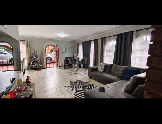 3 BEDROOM PROPERTY TO RENT IN BRENTWOOD